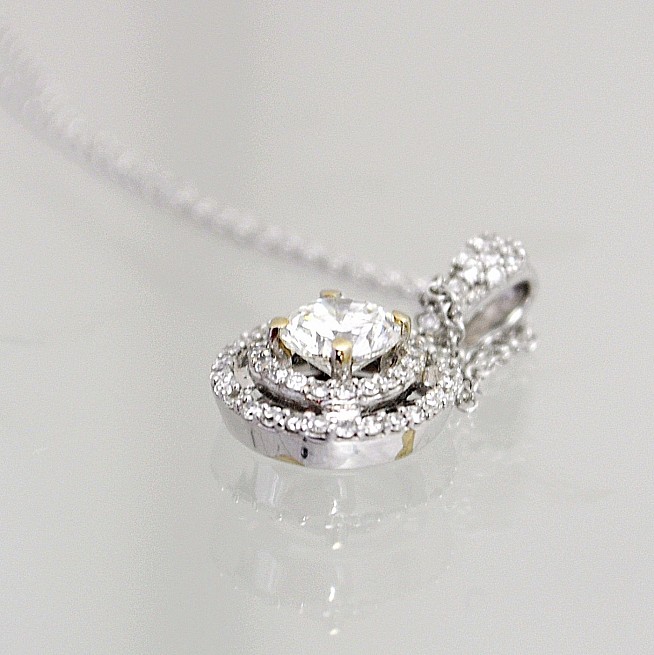 Diamond pendant