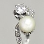 Pearl ring with diamonds